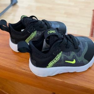 Perfect condition baby Nike camo shoes